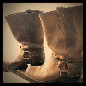 Frye boots size 7 brown